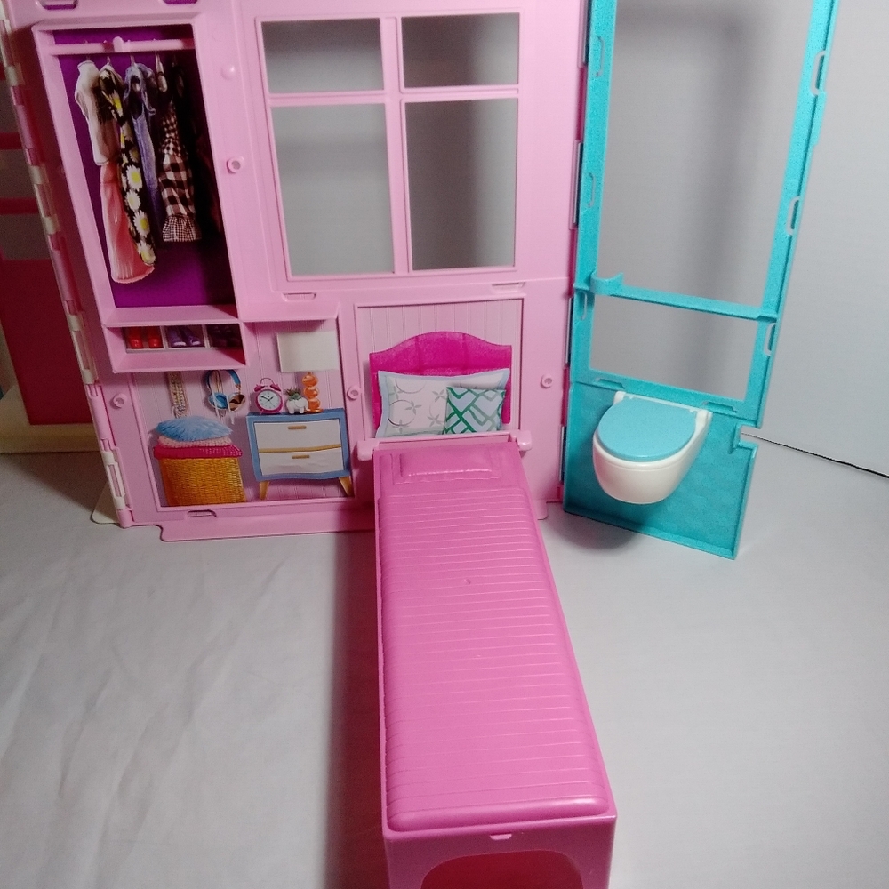 Barbie Portable Set - Picture 7 of 16